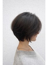 【point1】小顔に見えるショートボブが得意<京橋>