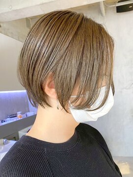 エリマ 調布(elima) 調布イルミナカラーマッシュショートヘアミルクティーベージュ