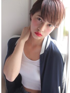 ベル 銀座並木通り店(Belle) 大人かわいい　耳掛けショート 〔Belle銀座〕