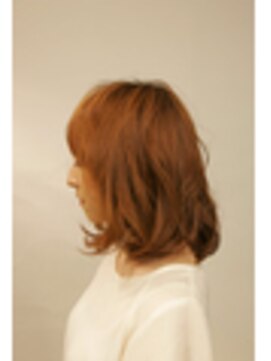 クールドセリエ 新宿南口店(Coeur de cellier) 重くみえないフェミにカール×セミディ