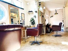 サロンドアンベリール(salon de embellir)