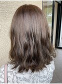 透明感アッシュグレージュ×20代ガーリーミディ