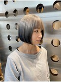 脱白髪染めホワイトブロンドインナーカラー大人ボブショートボブ