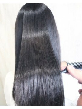 フェアリーテール 高坂店 【美しいつや髪へ、つや髪度★★★★★】うるつやストレート