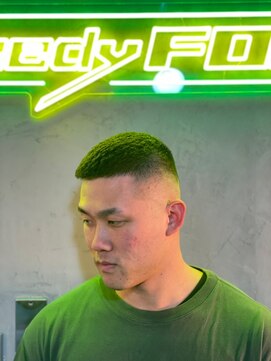 グリーディーフォックス 代々木(Greedy FOX) 束感/コンマヘア/アップバング/ツーブロックマッシュ/フェード