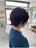 ショートヘア×チェリーレッド
