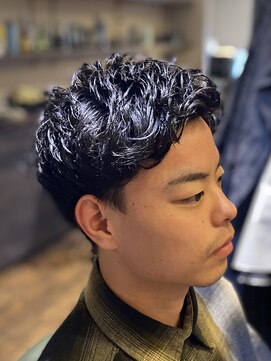 エクファフォーメン(EX-FA FOR MEN) ウルフ/アッシュブラック/カルマパーマ/ベリーショート/瀬田