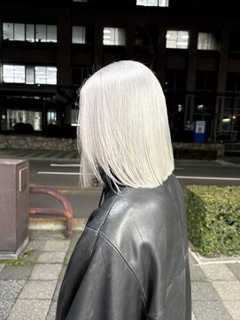 サイ(sai) 前髪/アンブレラカラー/こなれミディ/イメチェン/ウェーブパーマ