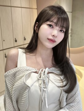 グロー 大宮(GLROW) 似合わせカット レイヤーカットフェミニンロング メルティカラー