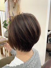 ヘアーディレクションアウラ(Hair Direction Aura) 30代くせ毛のショートヘア