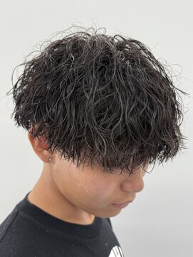 ビカムメンズヘアー 栄店(become men's hair) くるくるしない縦落ちパーマツイストスパイラル名古屋栄メンズ