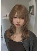 ハッシュカット+透明感カラー