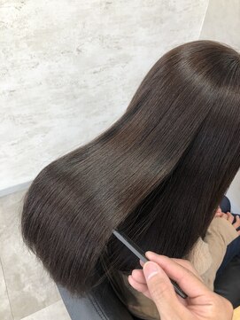 ソア フレア(soa FLEAR) 【SOAflear井尻Tsuyoshi】高濃度水素縮毛矯正+6Lvダークブラウン