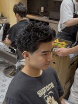 グルーマーズトウキョウ(GROOMER/S TOKYO) men's/メンズ/リバースセンターパート/ニュアンスパーマ/神保町