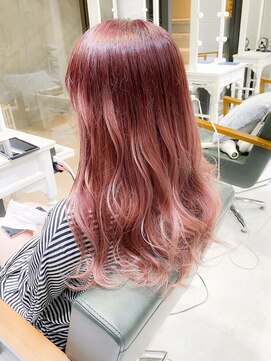 デイズ(days) ピンクベージュグラデーションカラー☆ロングヘア　中村清彦