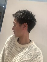 グランドライン(GRAND LINE)&nbsp;GRANDLINE 千崎聖太 短髪アップバングスタイリッシュパーマ