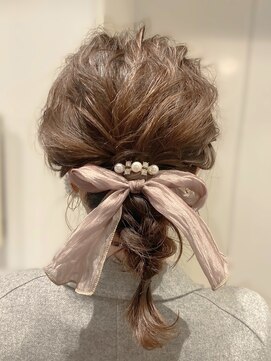 レジーナ トリドール(REGINA Tri'or) 【お呼ばれヘアアレンジ】パーティーヘアセット　角川