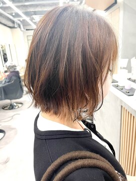 ロンドプロフィール 浦和(Lond profil) 【ワンランク上のボブ】切りっぱなし外ハネボブ