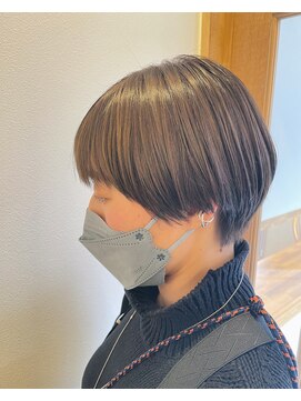 テム(TeM) まるみのある◇タイトなショート