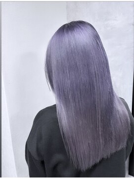 グラッジ 池袋(GLADGE) silver ミルクティー　ブリーチ　ケアブリーチ　ダブルカラー