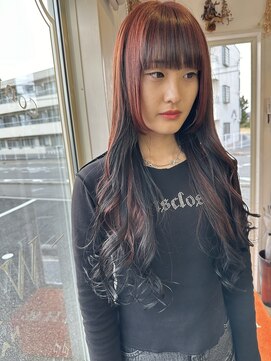 ホワイト(WHITE HAIR@NICOLA) ピンクとブラックインナーカラーとブラックエンドカラー