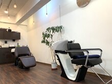 ピースヘアサロン(PEACE hair salon)の雰囲気（シャンプー台を選べるように2台設置しております。）