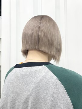 ココ 原宿(KOKO) 黒髪小顔クラゲヘアーオリーブグレーココアベージュボブ