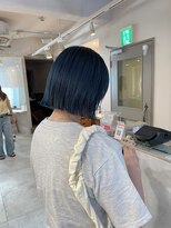 キャンバス バイ ネオリーブ 横浜西口(Canvas by neo.)&nbsp;切りっぱなしボブ ネイビーブルー ブリーチ sn