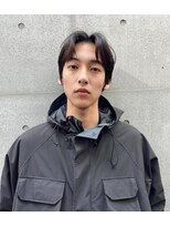 ロビー 表参道(ROBBY)&nbsp;黒髪韓国マッシュニュアンスパーマコンマバングセンターパート