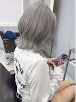 オズ 安積店(OZ)&nbsp;郡山くびれショートボブハイトーンボブミルクティーベージュ30代