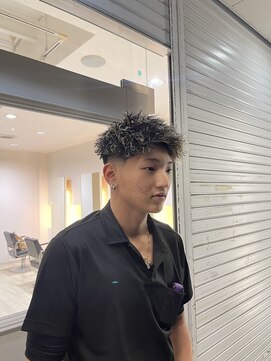 タイドヘア 茨木店(TIDE HAIR) ツイスパ×金メッシュ