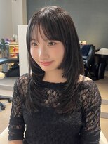 アム(amu)&nbsp;ミディアムレイヤー/レイヤーカット/ハッシュカット