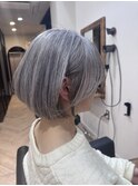 ショートボブ　白髪ぼかし　３０代４０代５０代６０代