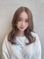 ラメール イオン能代店(La Melu)&nbsp;ミルクティーベージュの大人抜け感ミディ