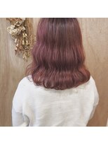ツイギー 伊賀上ビル店(TWiGGY)&nbsp;赤系が可愛い、カジュアルさんの秋冬Aライン。