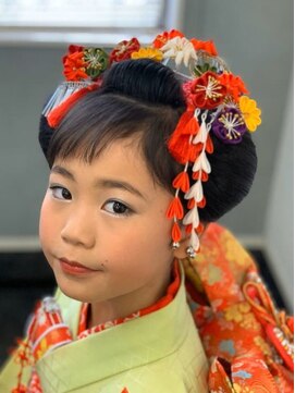 ビューティーみやくに 七五三ヘアセット