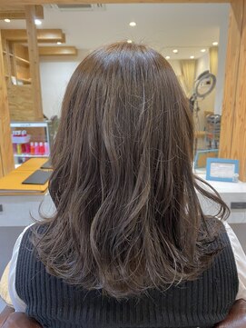 アドラーブル 駅南店(adorable) 【20代30代】【透明感カラー】【カーキグレージュ】