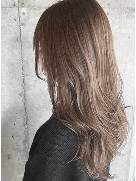 ロイジー(roijir) 【表参道 roijir】ハイトーンベージュカラー