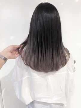 ラフ 八乙女(Rough) 大人ガーリー/ダークアッシュ/ミディアムレイヤーカット/八乙女