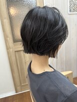 リミエ(RIMIE)&nbsp;#切りっぱなしボブ#ぷつんボブ#ミニボブ#オリーブブラック