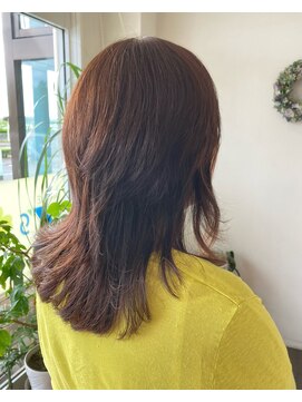 ケイズプラス(K's PLUS) 【倉敷　k's  plus】レイヤーウルフカット