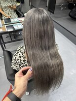 ジェニーバイメノン(JENNIE by Menon) ネビージュ　ハイトーン　デザインカラー　前髪