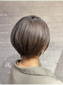 ショートボブ