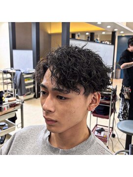 フィーロ(felo) 波巻きアップバング