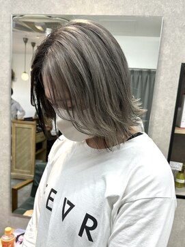 リベストバイジェービー 稲毛(li best. byjb) ダークアッシュ/大人ガーリー/似合わせカット[稲毛/白髪ぼかし]