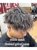 ホワイトメッシュ×ツイストスパイラルパーマ