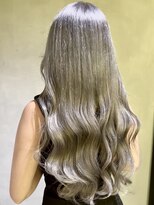 クロワ ドゥ(croix deux)&nbsp;透明感たっぷりグレージュ