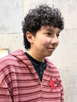 ナループロアオハナ(Nalu pu loa ohana) メンズパーマハードパーマ外国人風パーマポップコーンパーマ