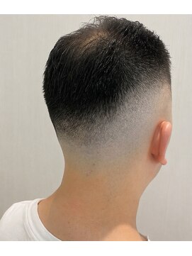 ヘアーアンドグルーミング ヨシザワインク(HAIR&GROOMING YOSHIZAWA Inc.) フェード/刈り上げ/ビジネス/ベリーショート/ハイフェード