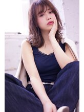 バズ(BUZZ) ナチュラルベージュ